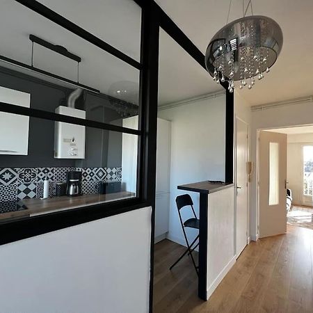 Apartmán T2 Lumineux Refais A Neuf Avec Parking ! Lorient Exteriér fotografie