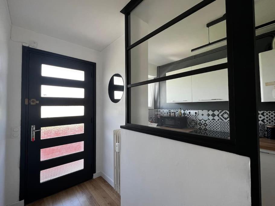Apartmán T2 Lumineux Refais A Neuf Avec Parking ! Lorient Exteriér fotografie